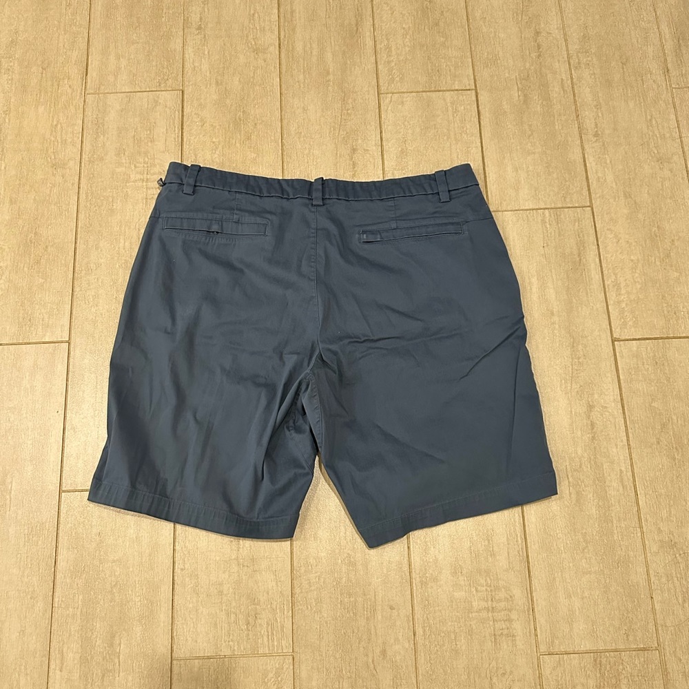 Lululemon 7” Classic Fit Short